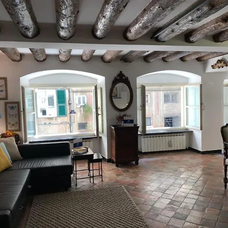Ferienwohnung Fur 4 Personen Ca 55 M In Genua, Italienische Riviera Italienische Westkuste *