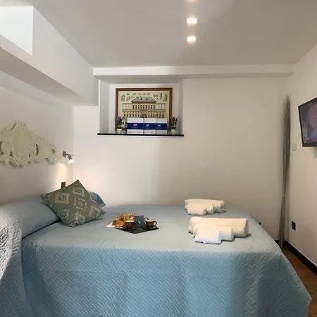 Ferienwohnung Fur 4 Personen Ca 55 M In Genua, Italienische Riviera Italienische Westkuste ジェノヴァ